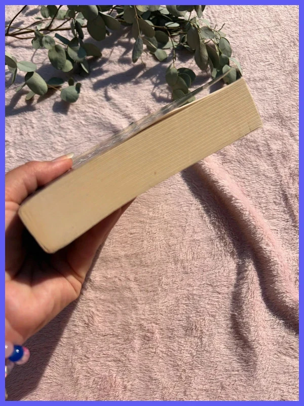 Boek "De Ridders van het Smaragd, Deel 1: Het Vuur in de Hemel" - Anne Robillard <3 – photo 2